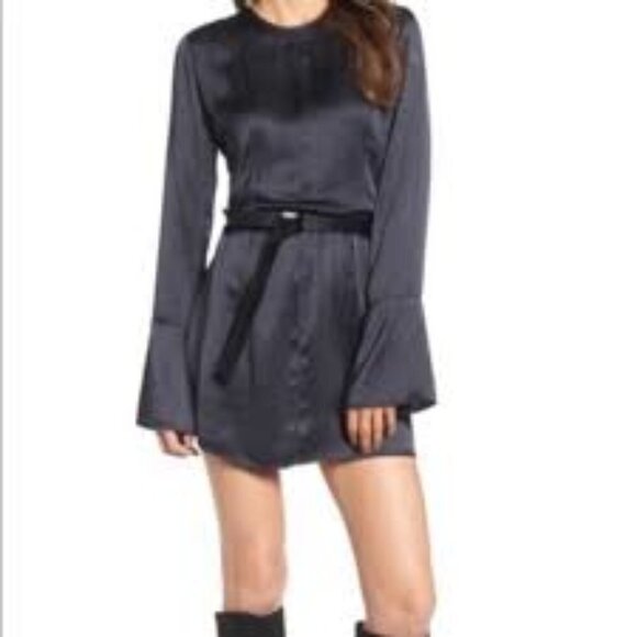 Nwt TREASURE & BOND X SOMETHING NAVY GREY PHANTOM BELL SLEEVE MINI SHIFT DRESS - Picture 1 of 11